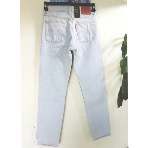 Levi's Premium Wedgie High Rise Jeans Signal Lost - Picture 3 of 8